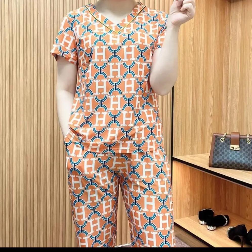 云妈妈精品服饰