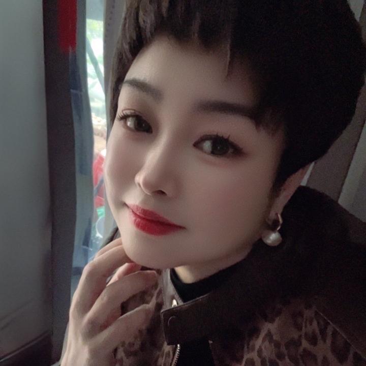 腴美人大码女装