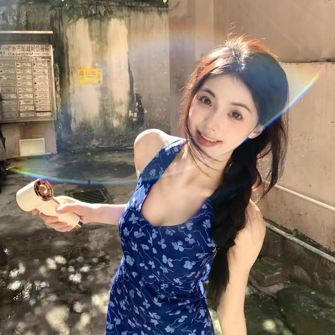 UU✓