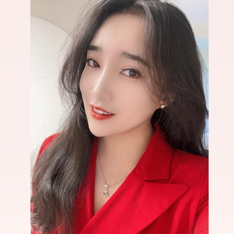 秦小蔓_