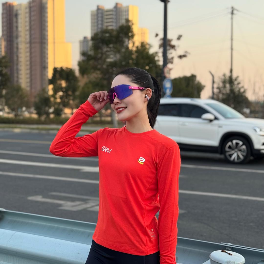 胡小颖【汗水英雄联盟】