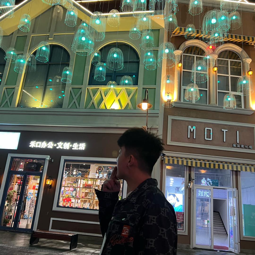 @谢小天