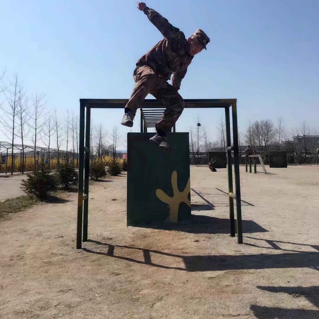 何李哥哥🇨🇳