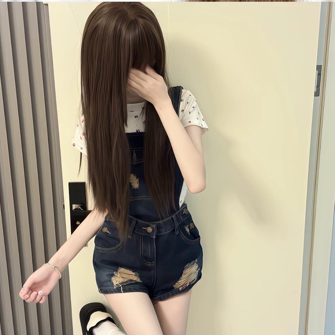 肉肉.