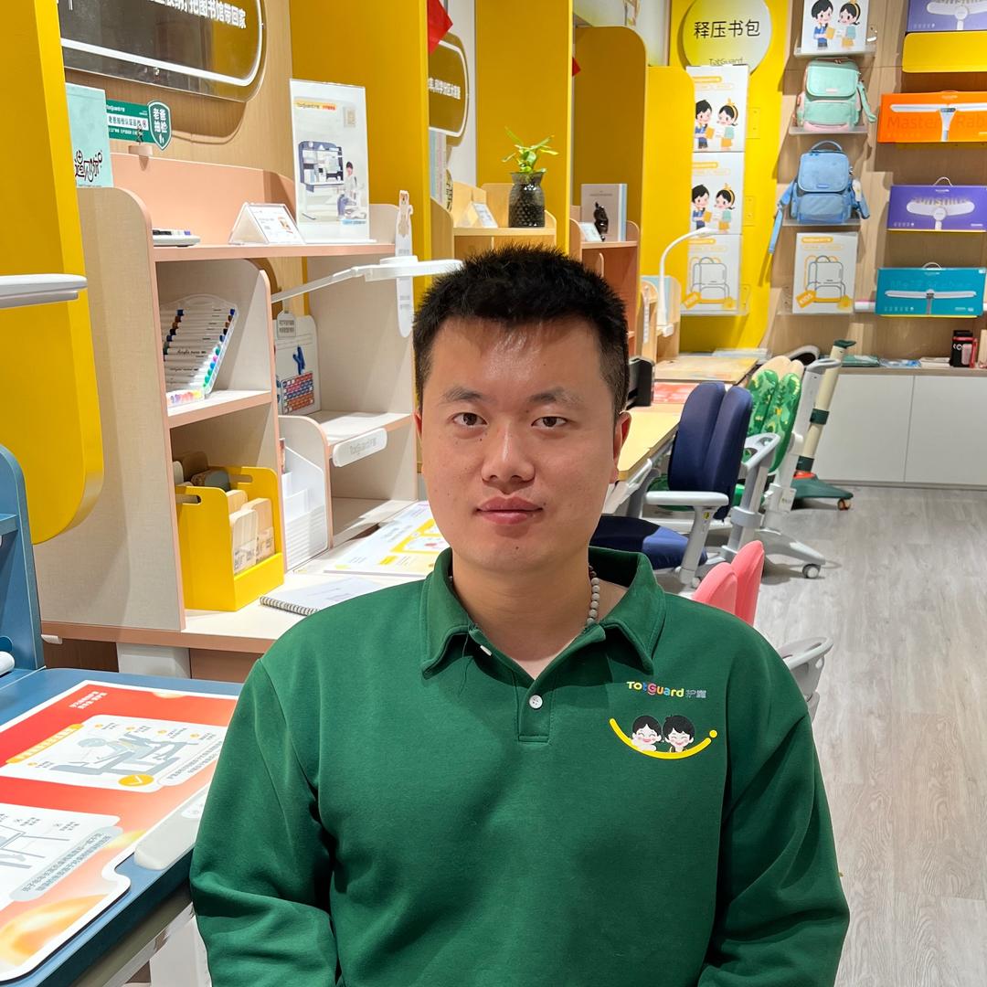 护童学习桌招远小刘