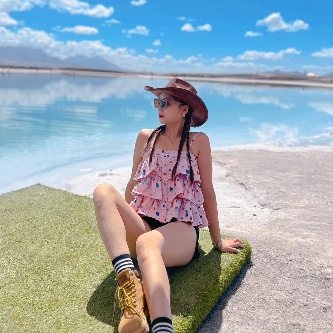 在西安做问题肌的萌萌（元美媛科技美肤）