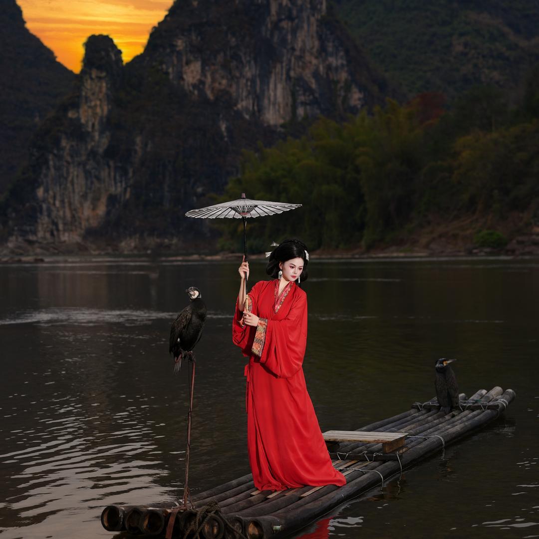 桂林户外阿红导游