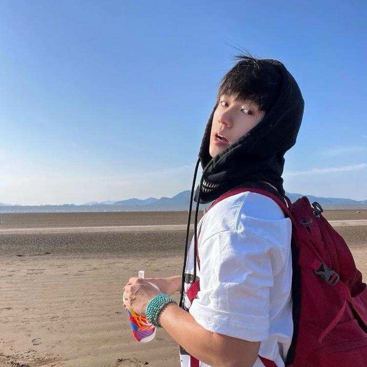 睿
