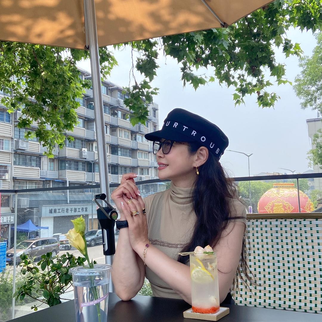 @美儿