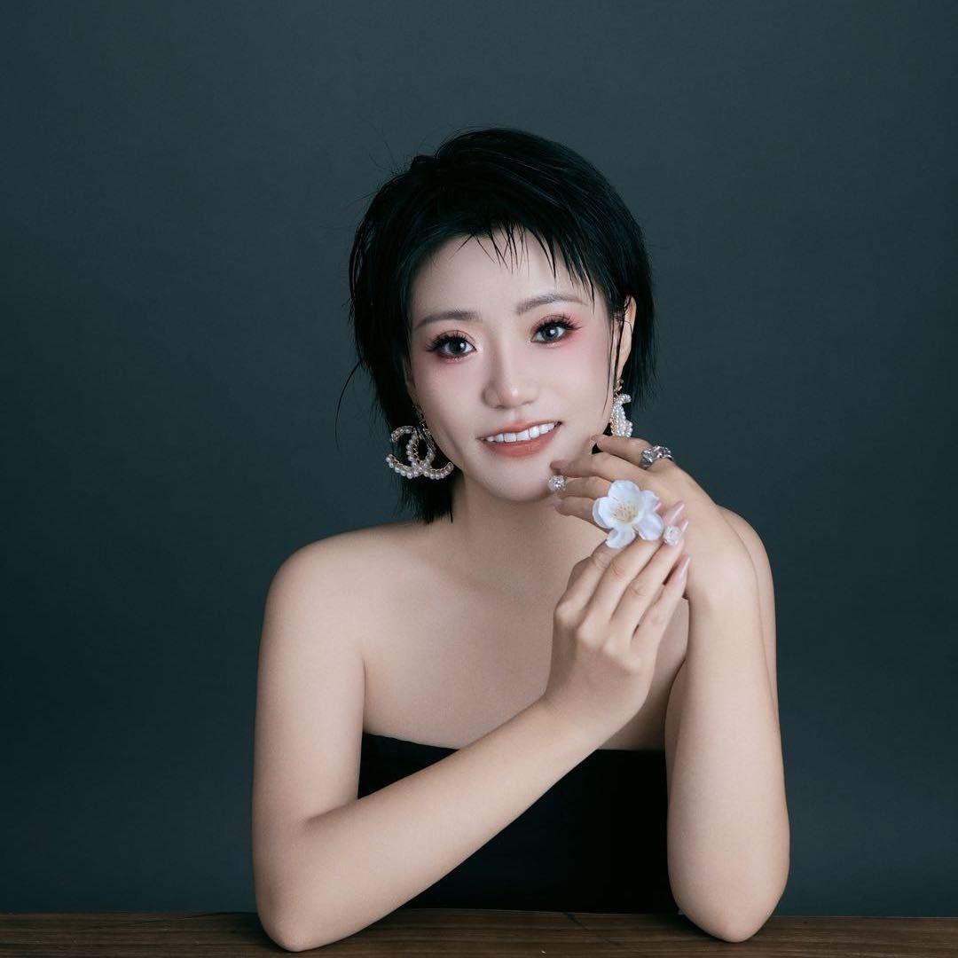 运河区初音美容店的小店名雅美学