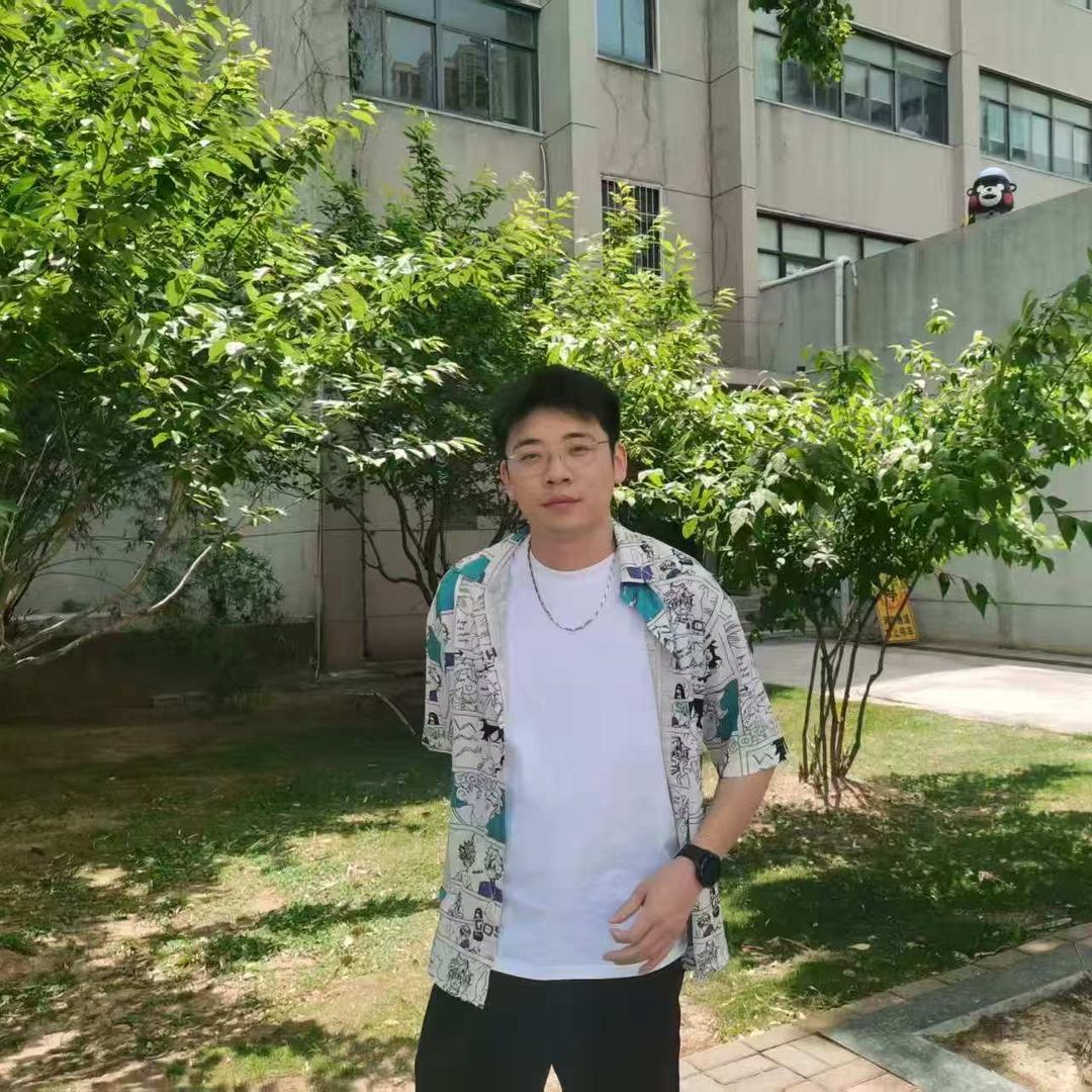 亮亮卖米线