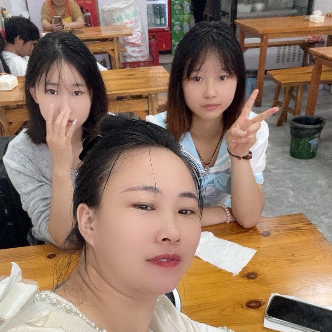 九妹母女