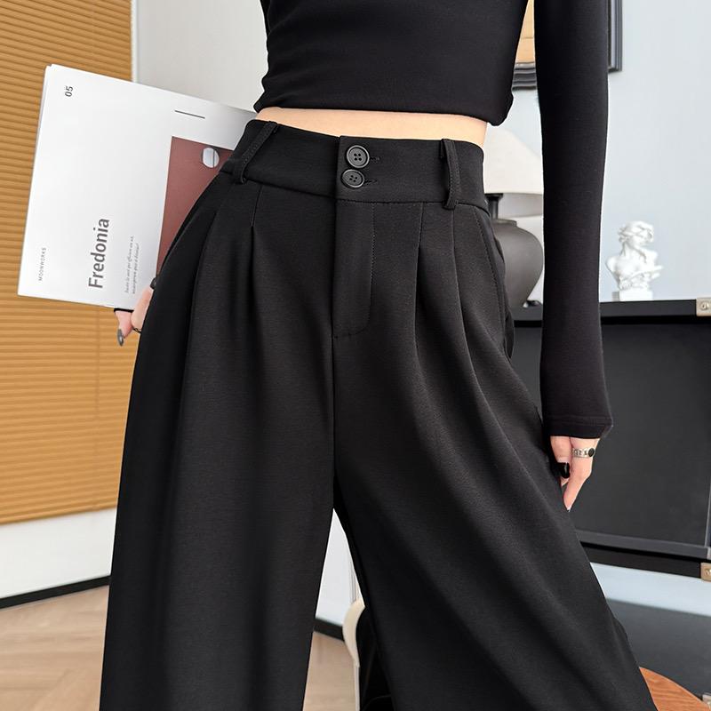 韩曼惠乔逸女装专卖店