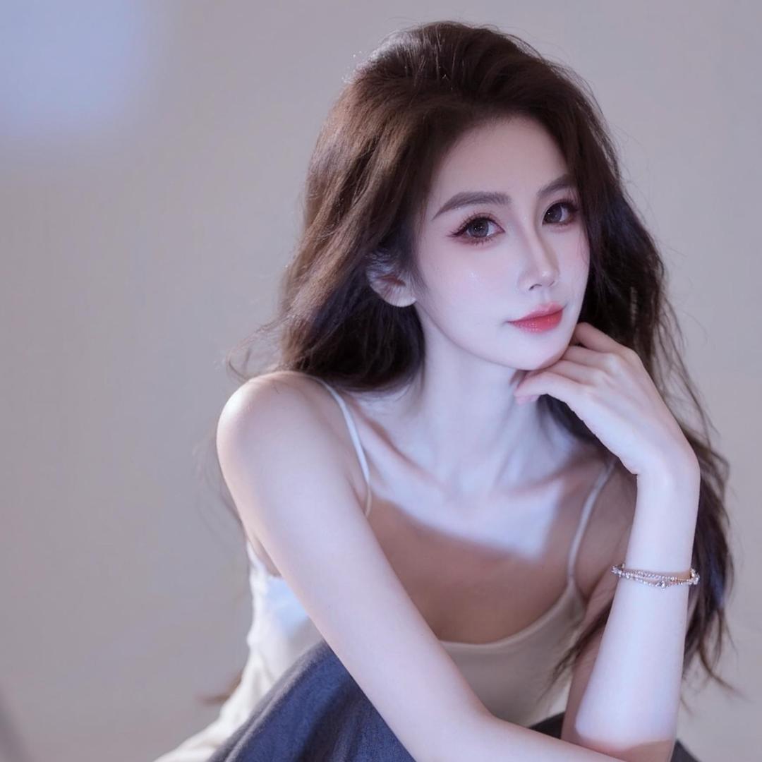 ᥫᦱᐝ 想穿裙子了