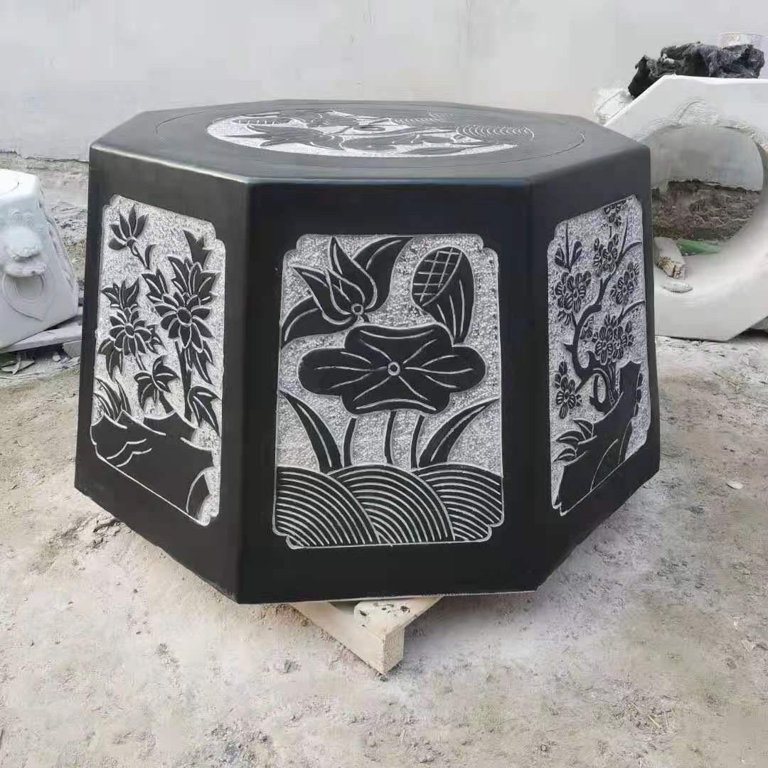 雕刻手艺人作品