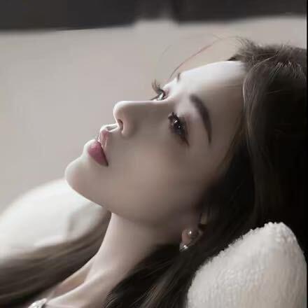 骑老奶奶闯红灯