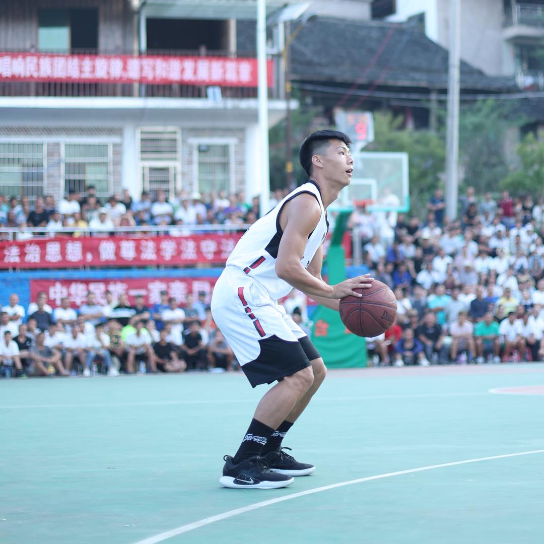 忠🏀2号