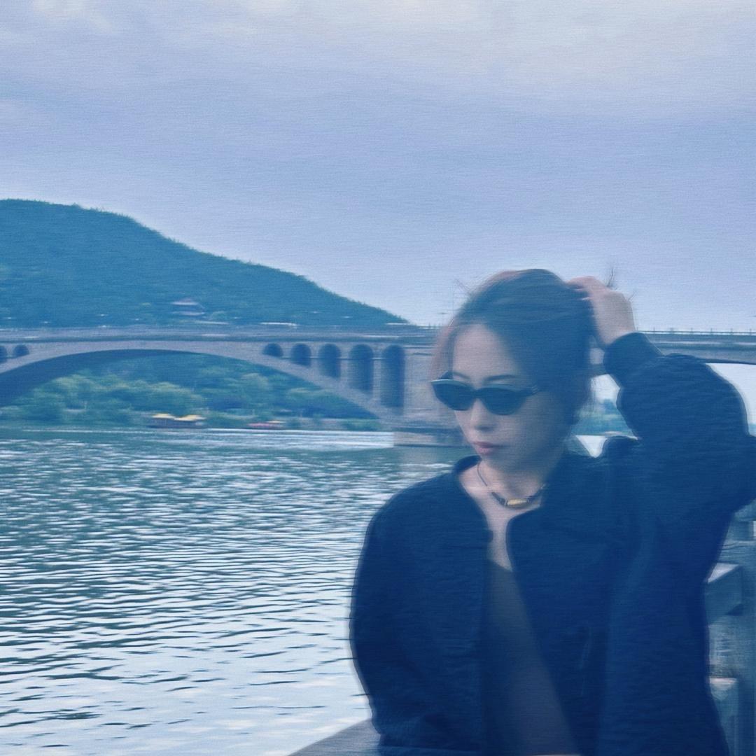 💁‍♀️Ms. Liu  ོ
