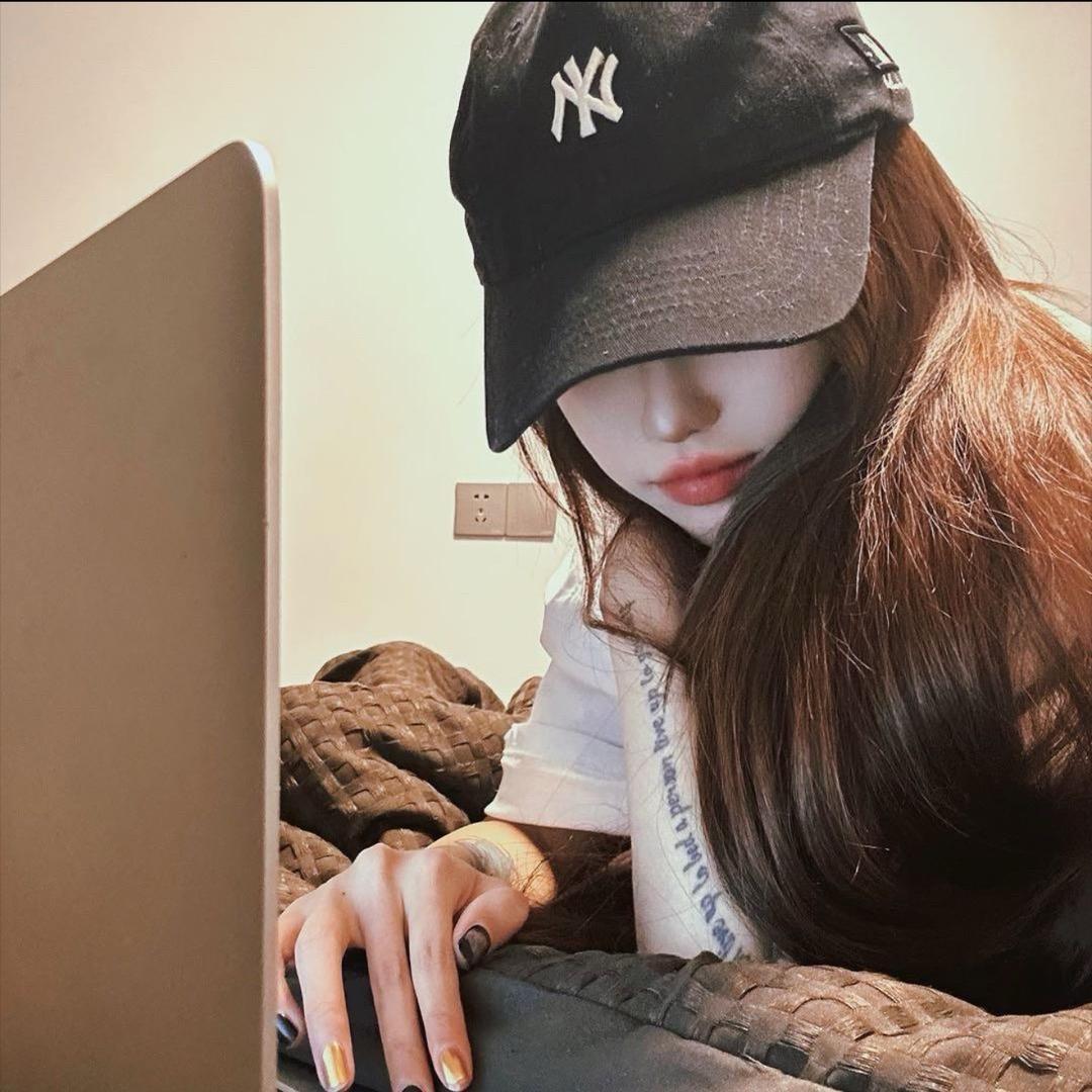 重生归来之我是总裁未婚妻（沉默多金版）
