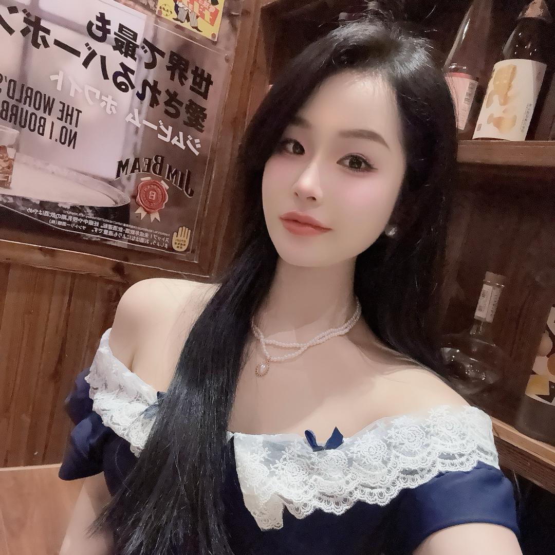 覃斗👙村花