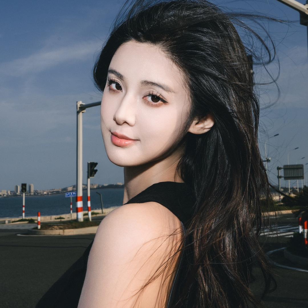 古力娜莹