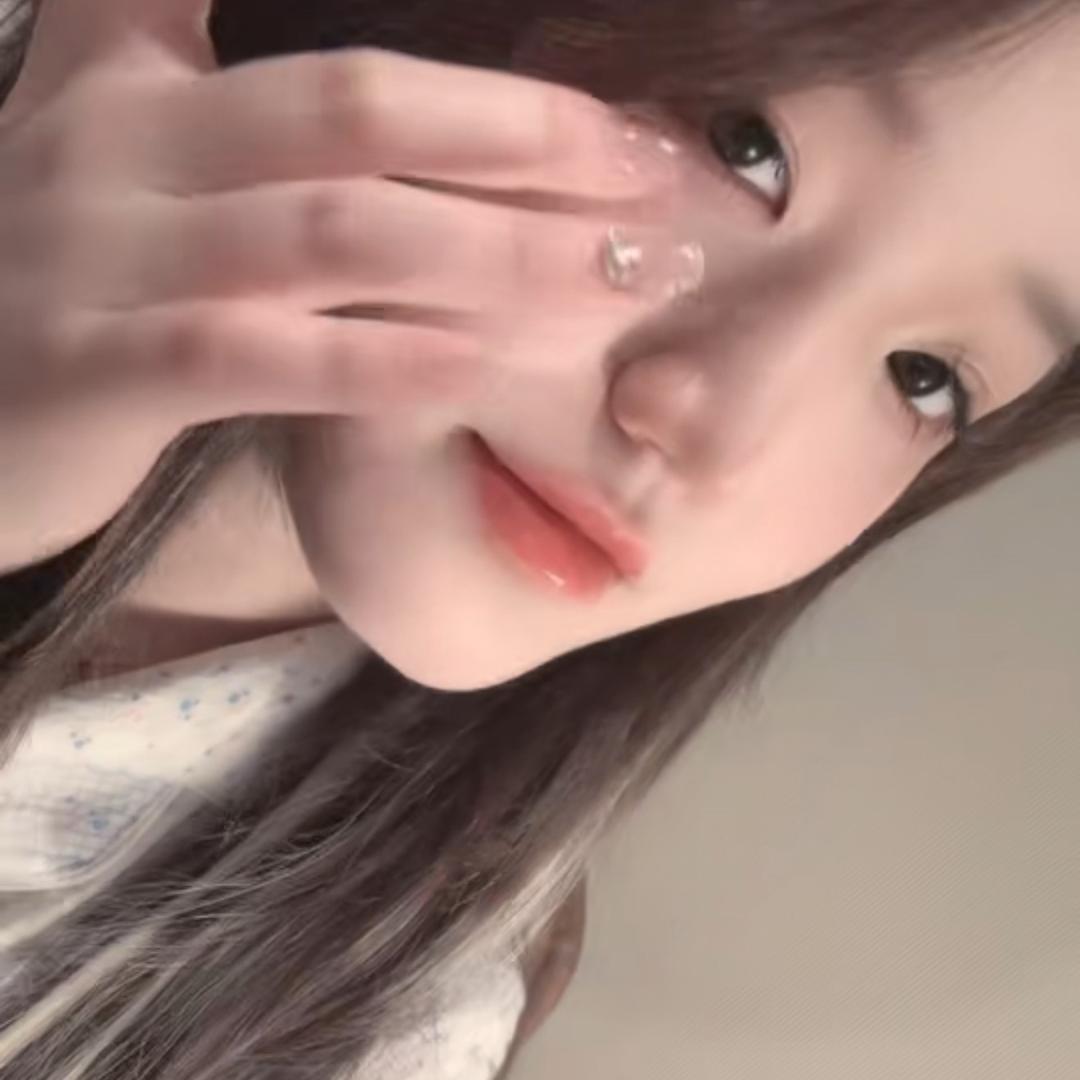 依依