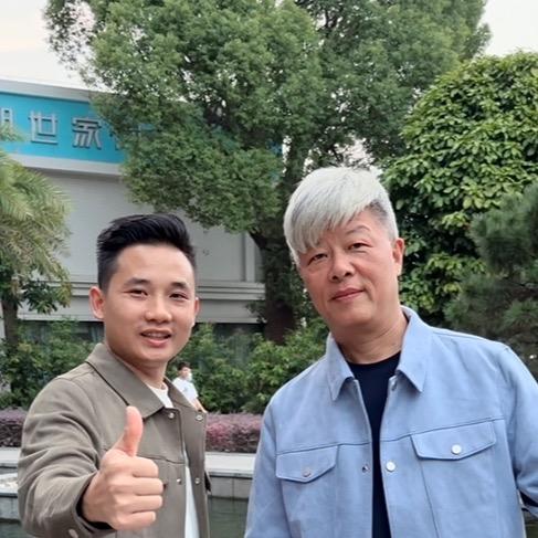 霞湖世家男装~华仔