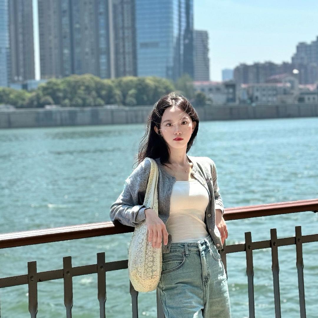 静静（孕中期）