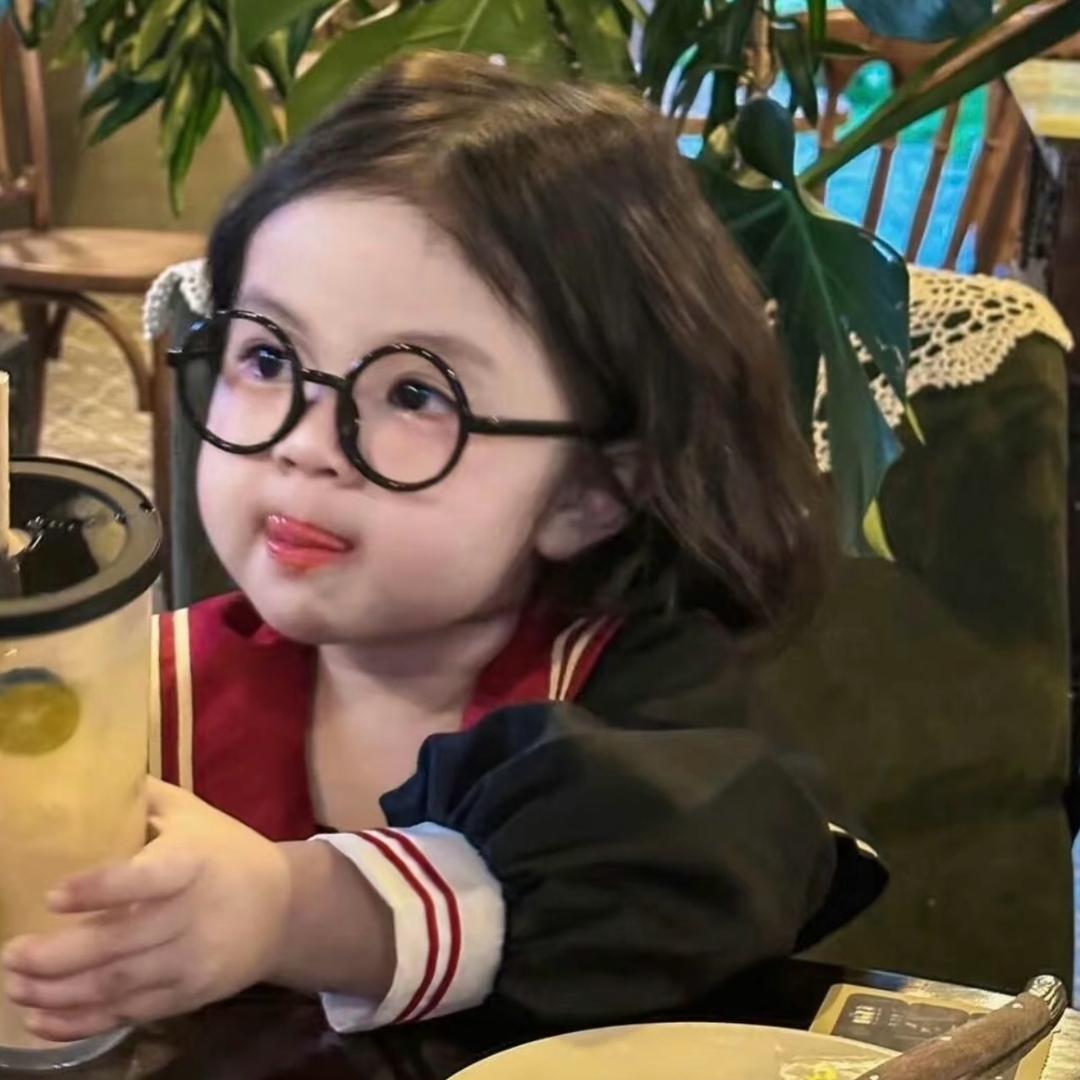 Cr