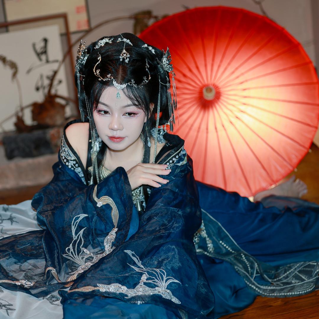 轻枕海棠国风汉服