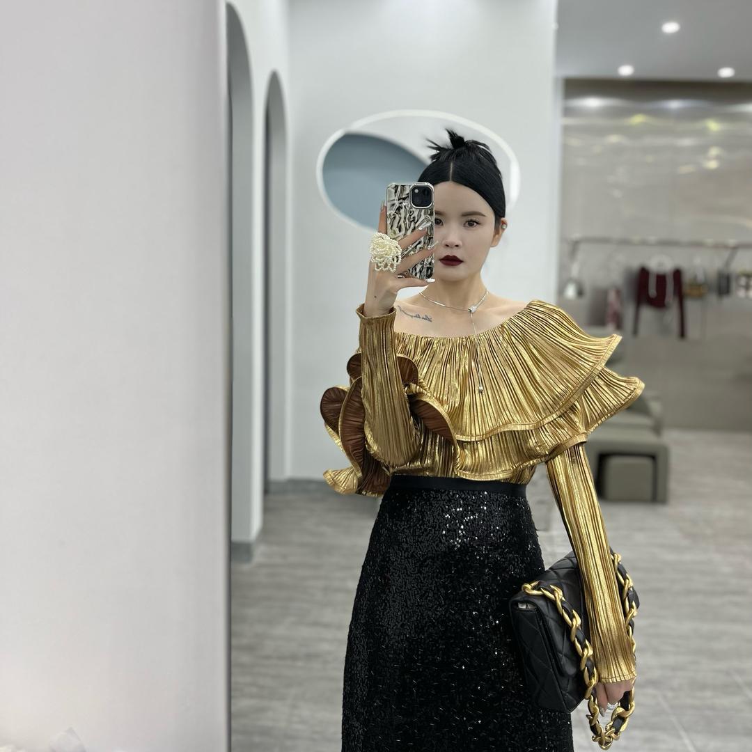 厦门市集美区星期衣设计师集成店