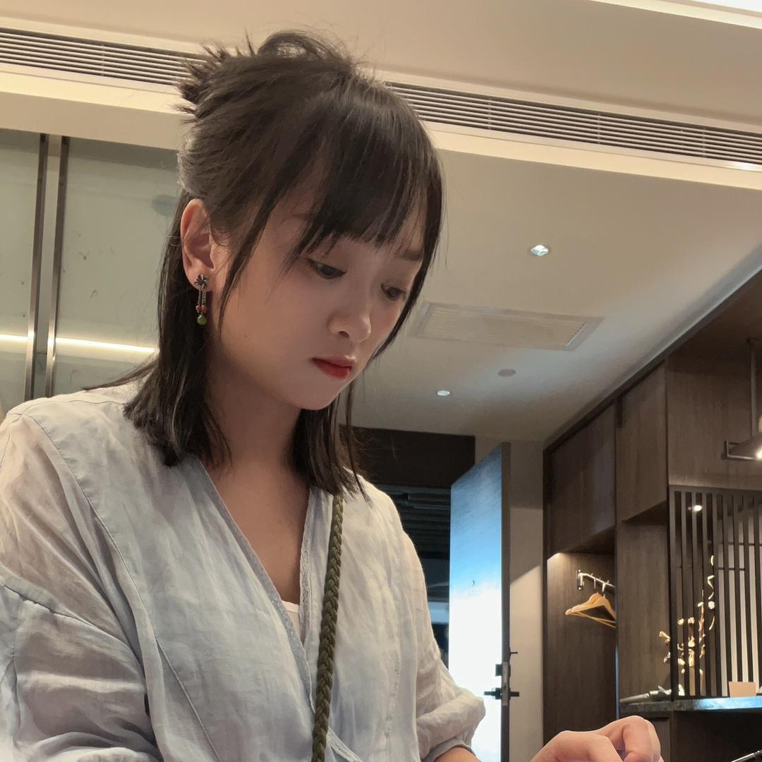 沈小毒