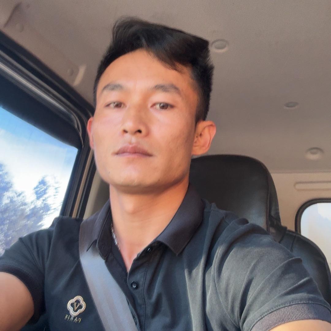 力丫生猪养殖收售杨总
