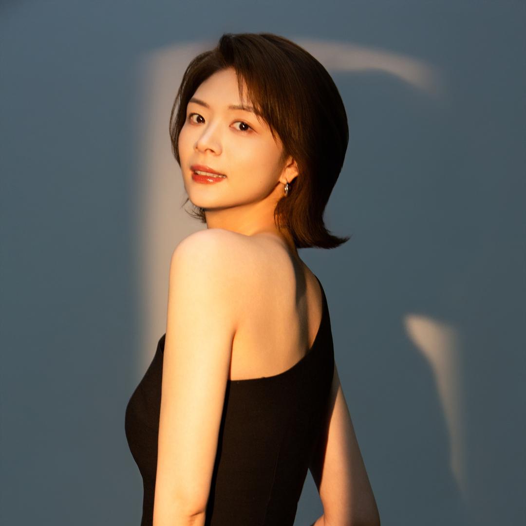 武汉女发型师梁亚