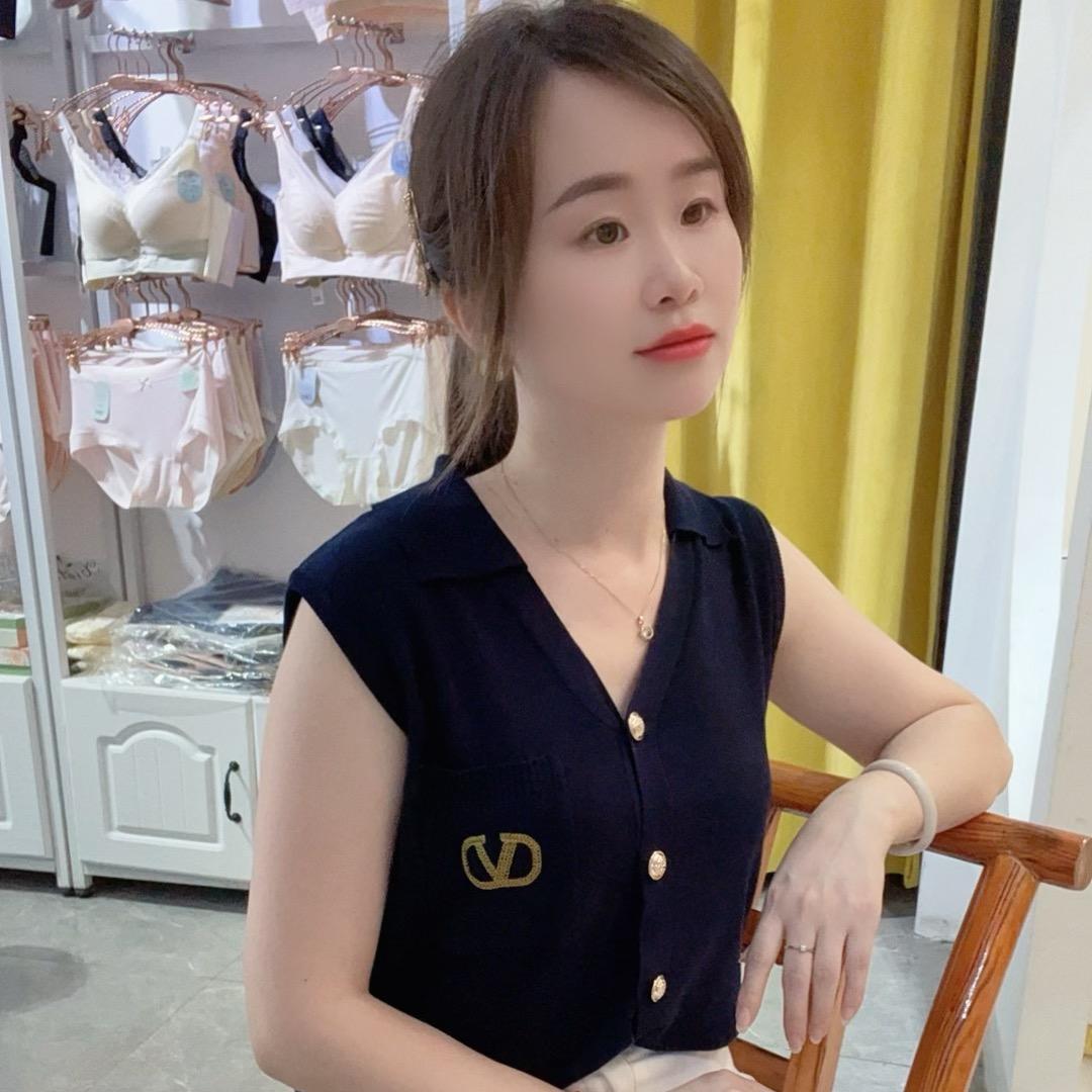 衣佳坊女装👚@他倾她城