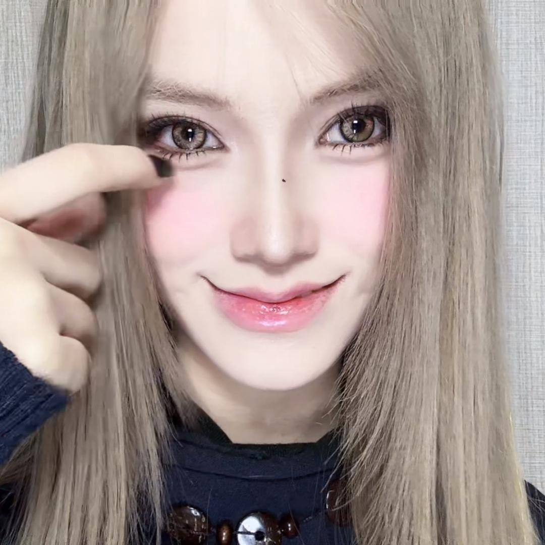 桃桃佳