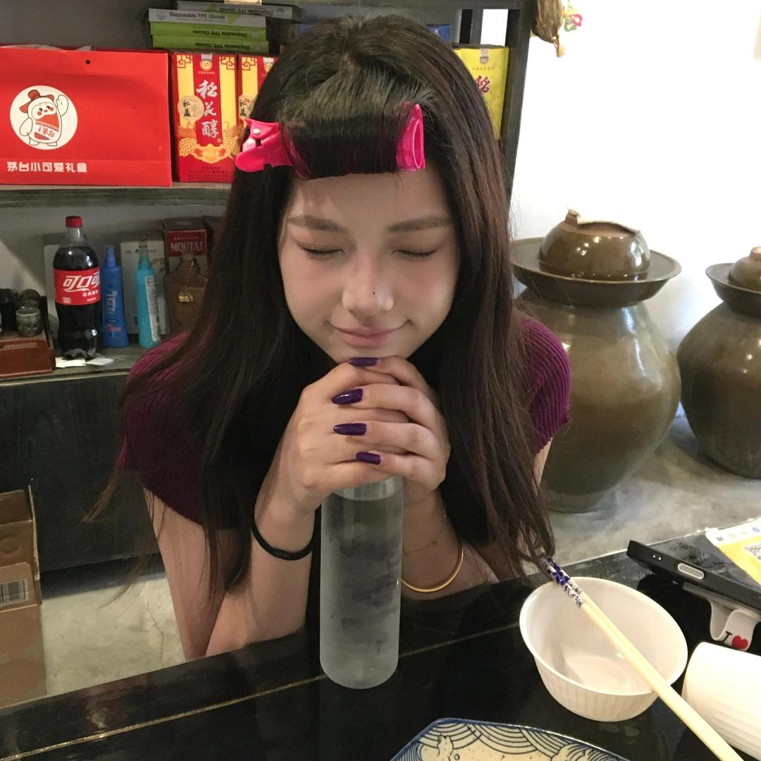 性感鼻毛