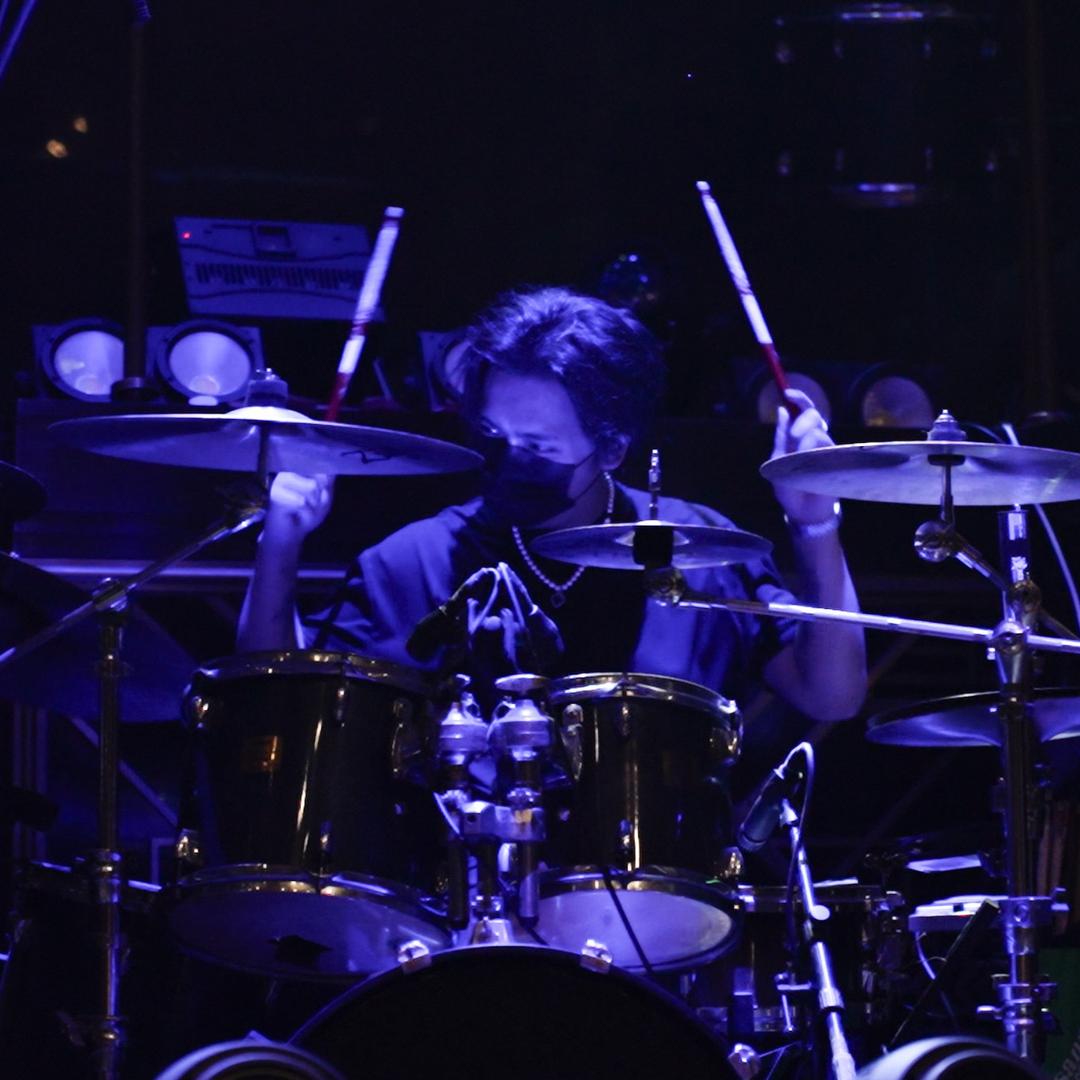 Drummer 大头