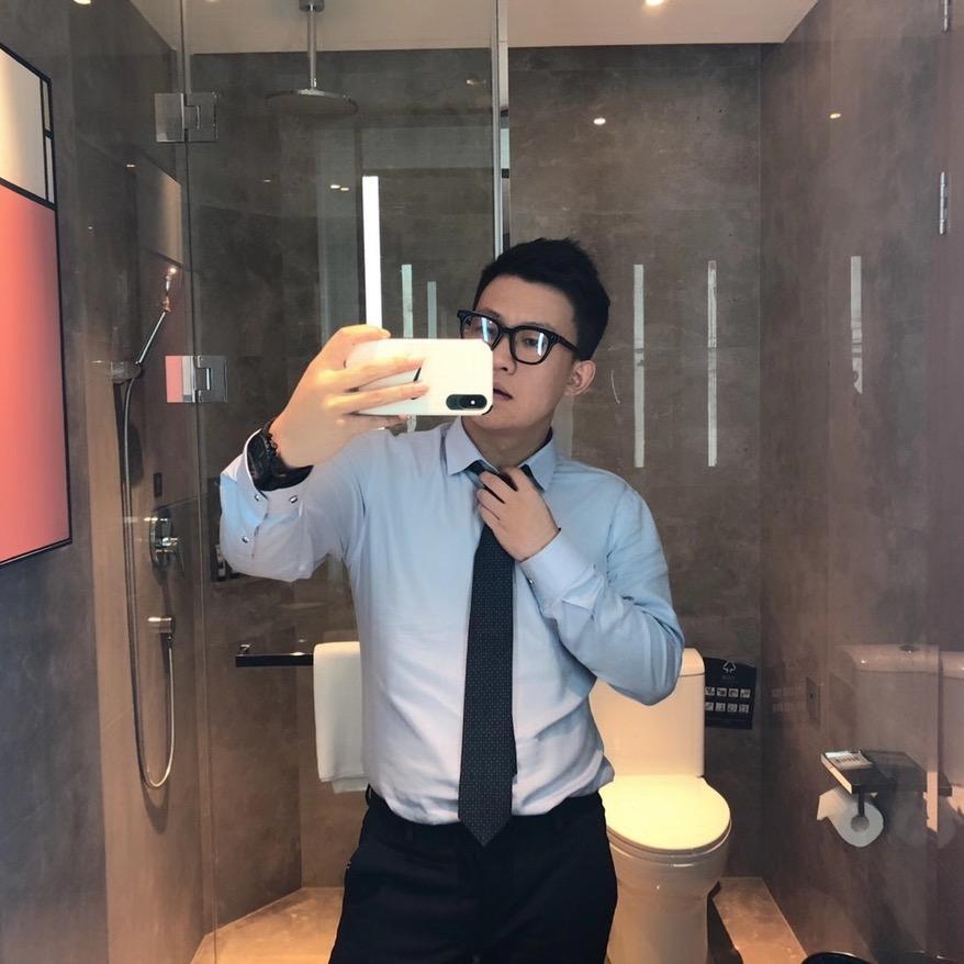 阿威家零食铺@N+