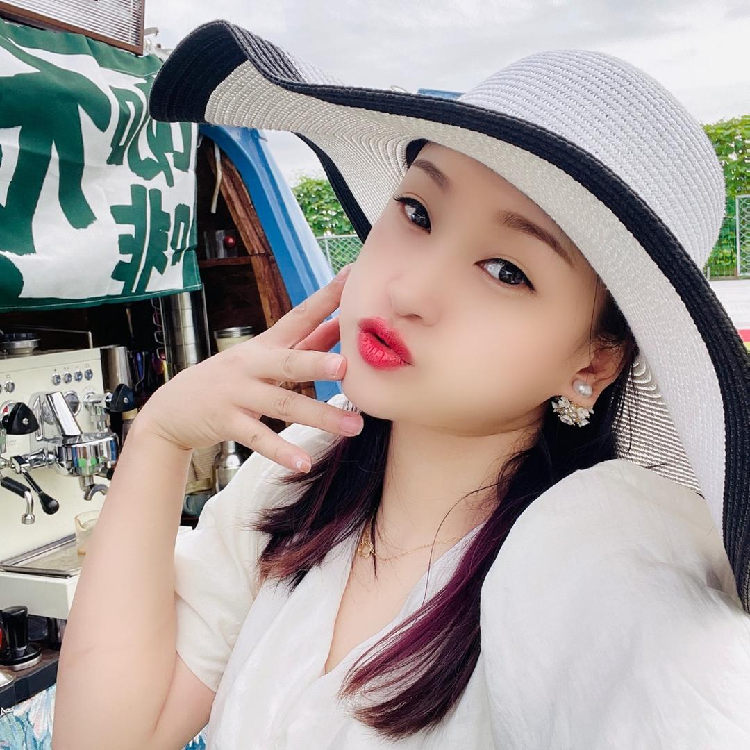 金凤凰猪肚鸡店-90后雪儿