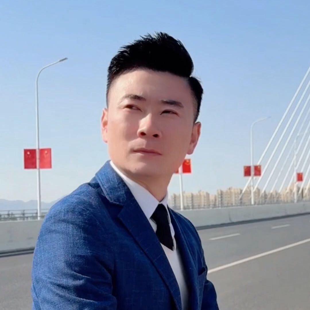 段子龙（泗水探店专业户）