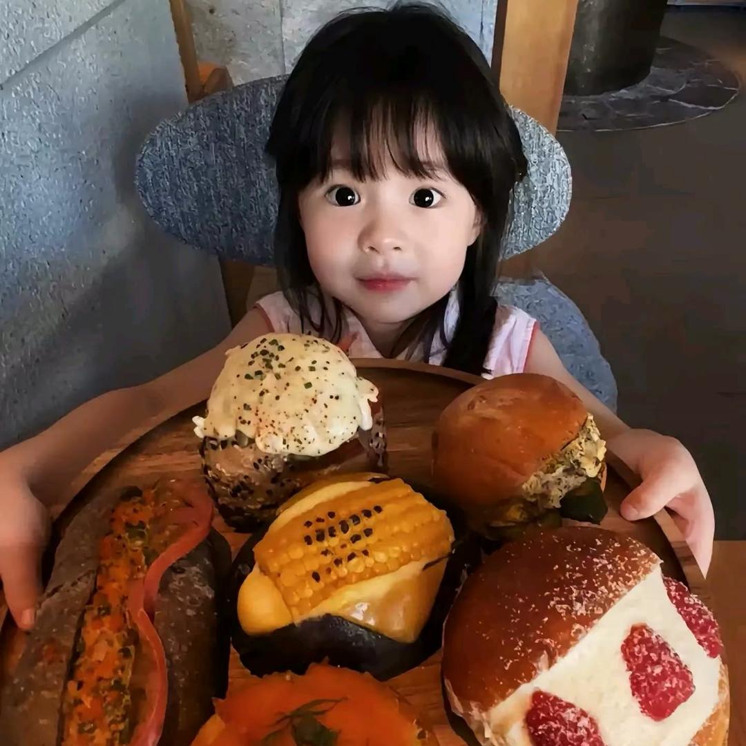 高冷小Y.