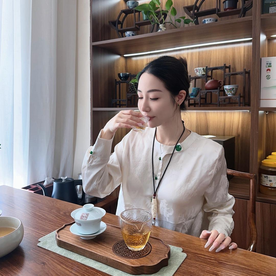 @佳瑶识茶