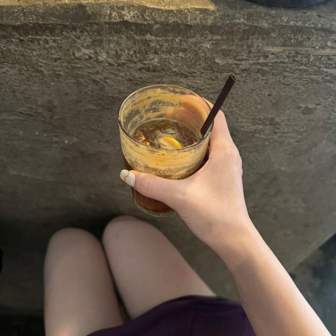 冰美式不加糖( ´◔ ‸◔')