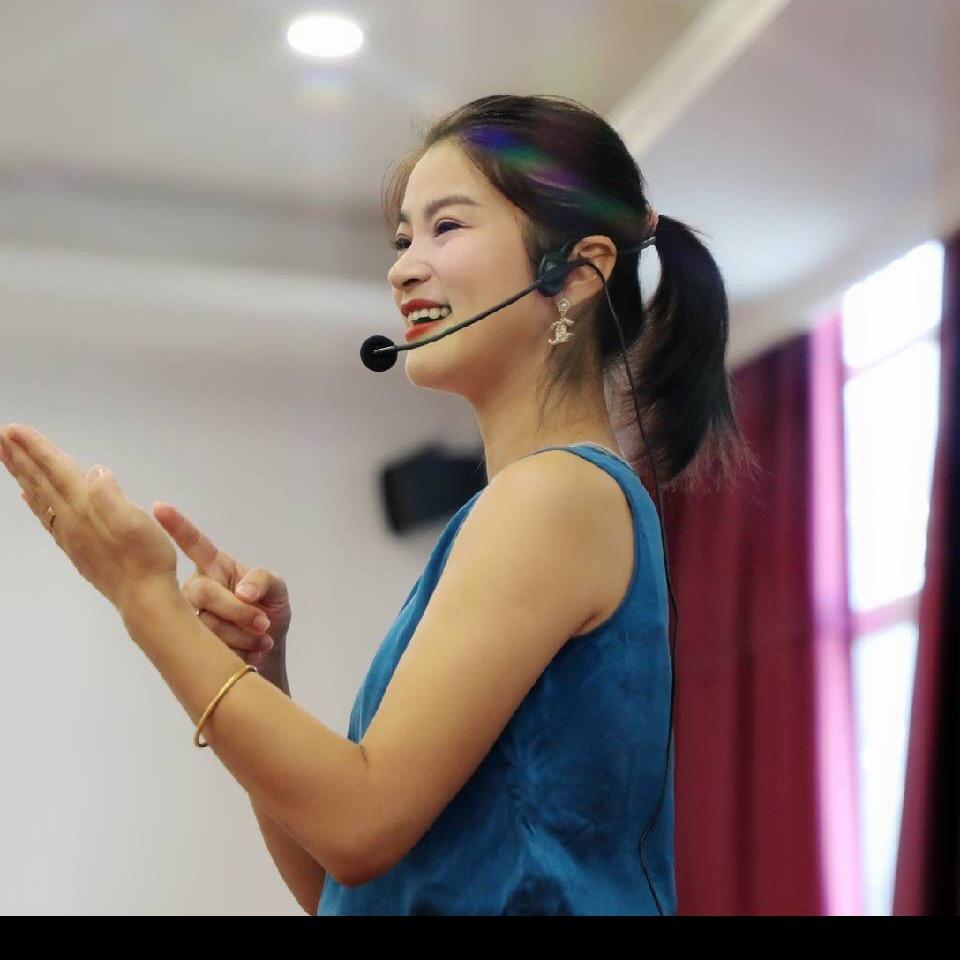 王媚功能性私教助理—爱华