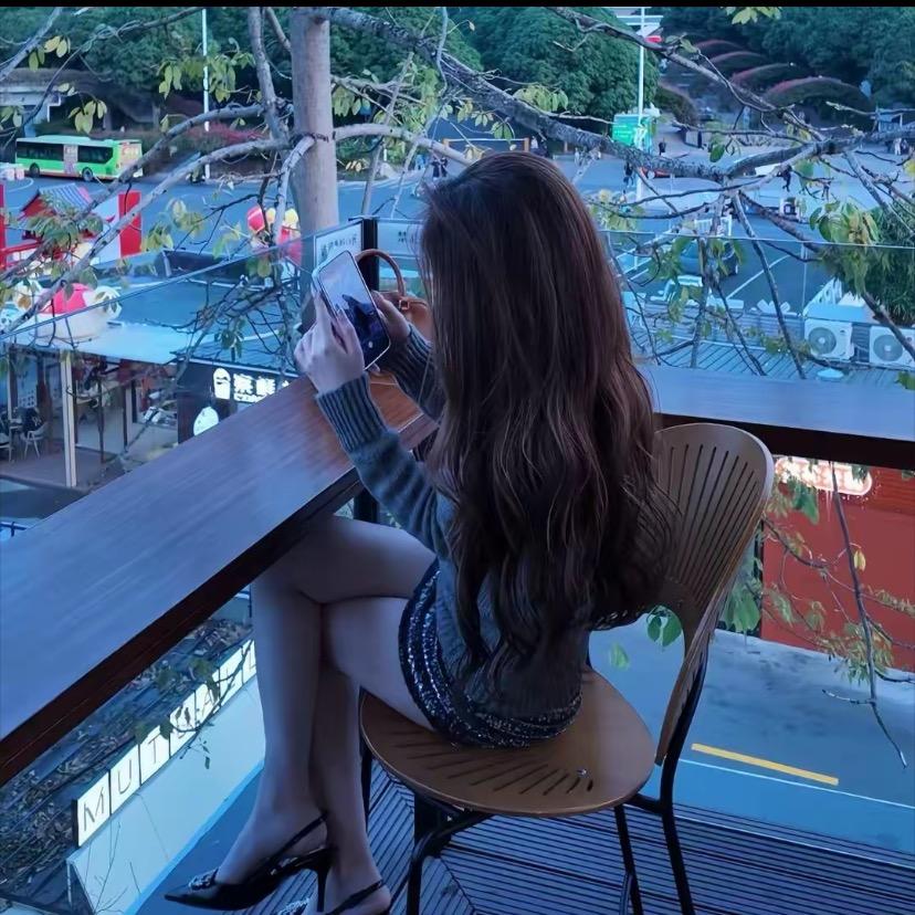 凌小小