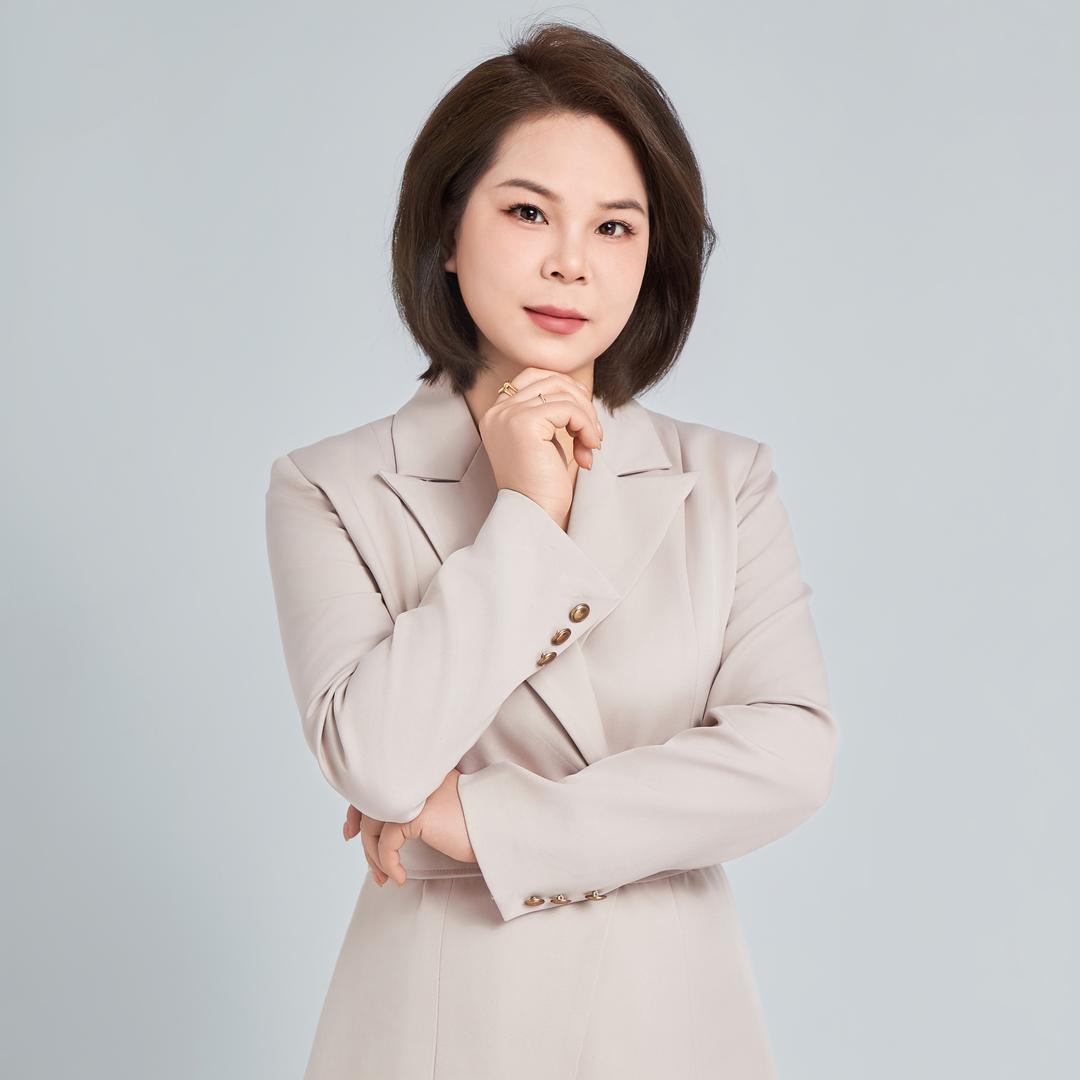 梓婕女装工厂店