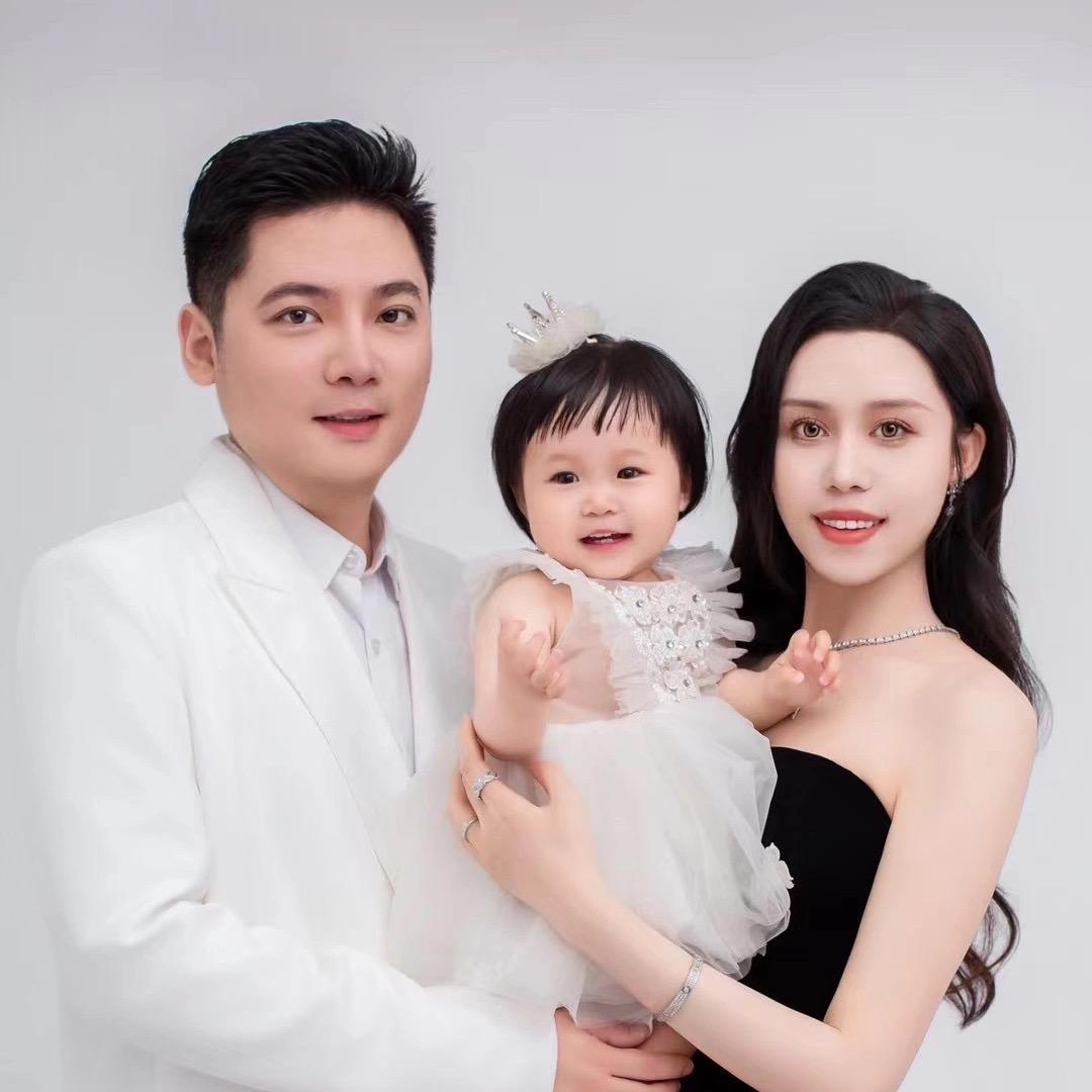 张张猫七七夫妇