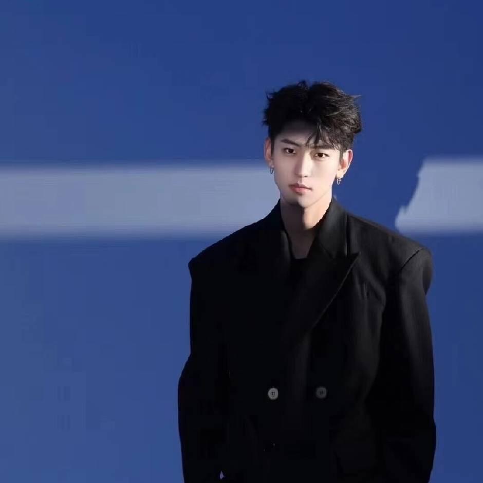 曹宇男与