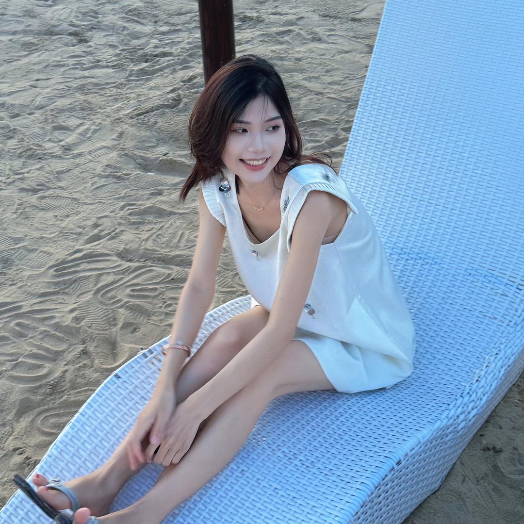 暴瘦且不反谭女士